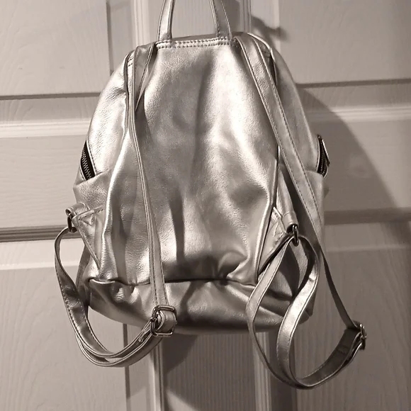 American Eagle backpack purse - Picture 3 of 4